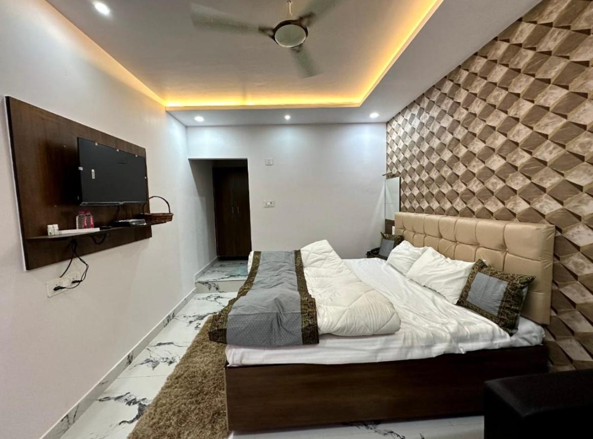 Shivlingam Hotel 3*